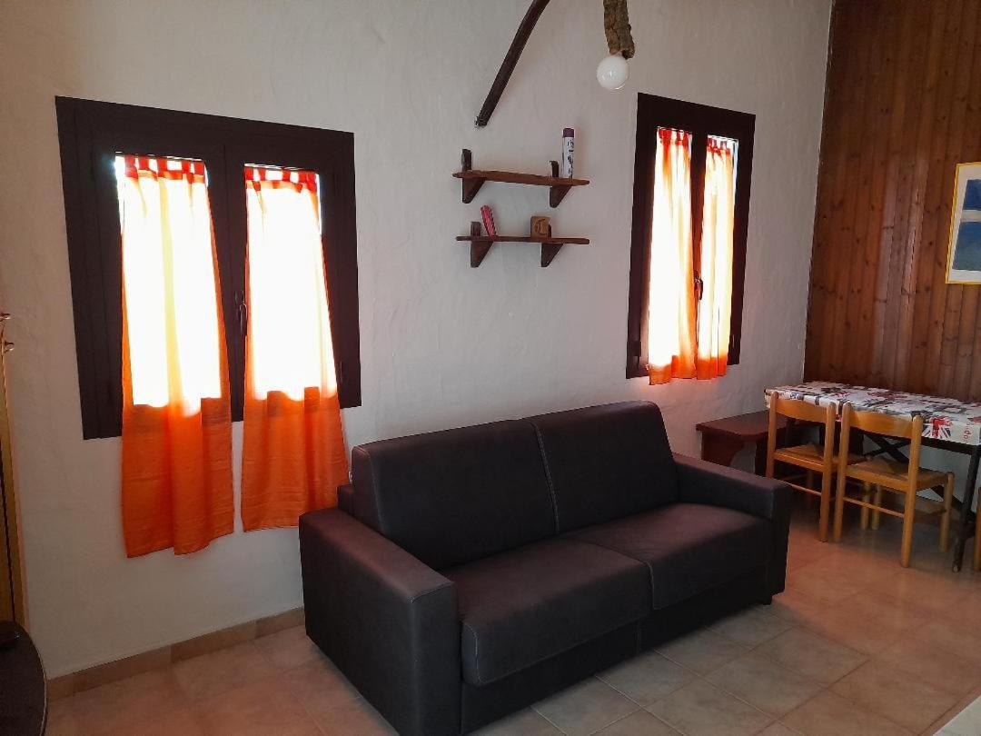 Apartamento La Macciona Aglientu Exterior foto