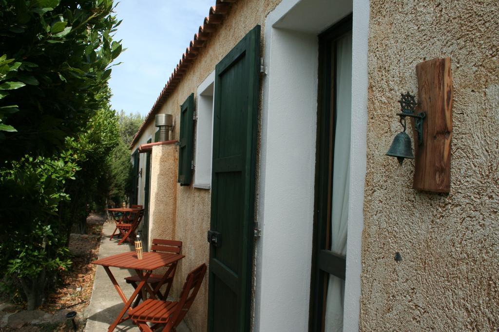 Apartamento La Macciona Aglientu Exterior foto